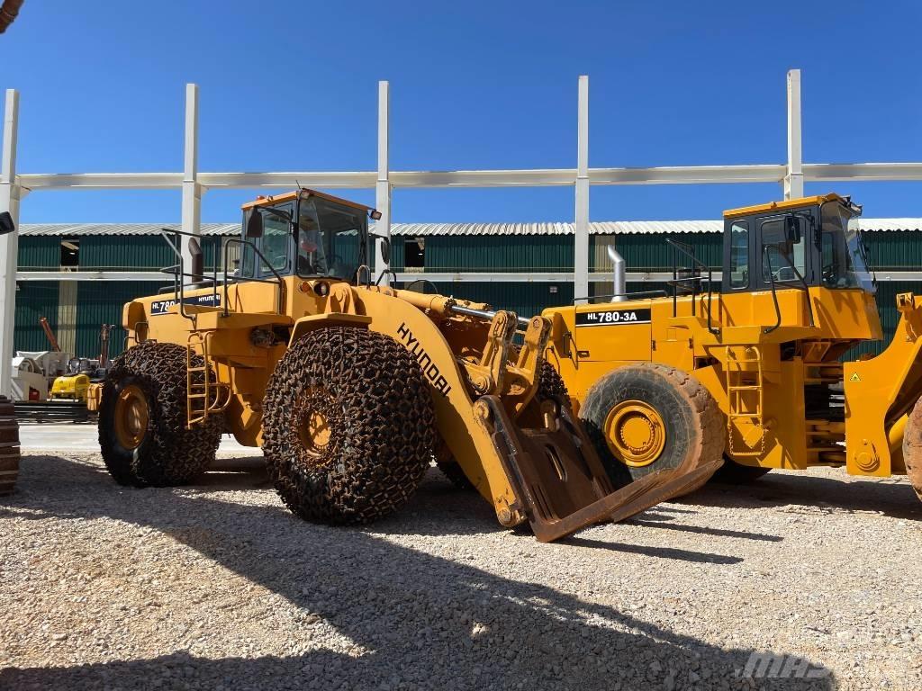 Hyundai HL 780-3 Gumikerekes homlokrakodók