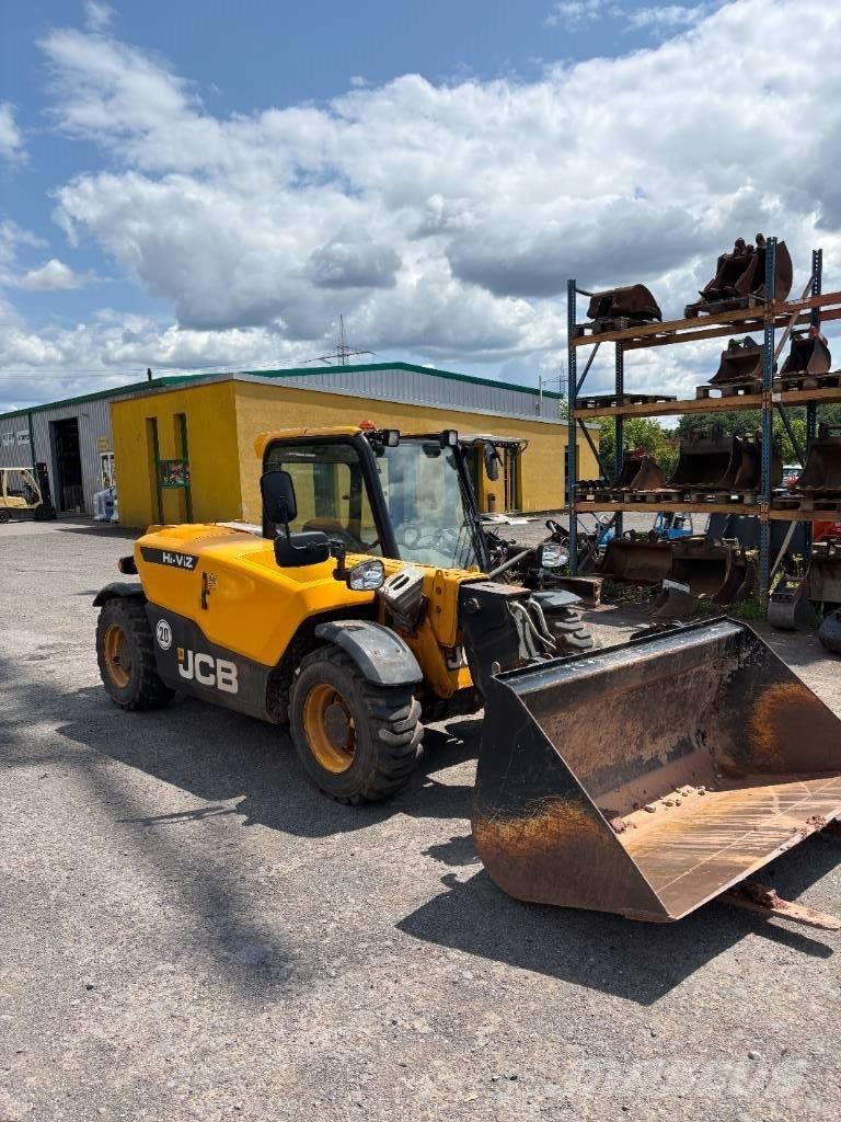 JCB 525-60 Teleszkópos rakodók