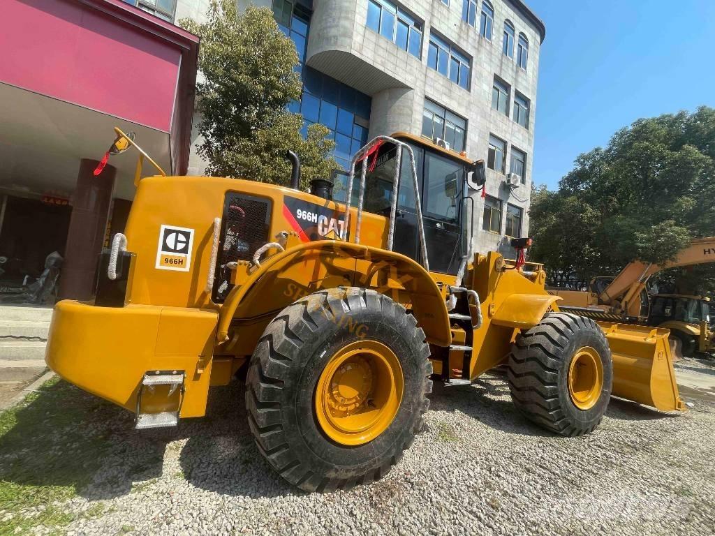 CAT 950 H Gumikerekes homlokrakodók