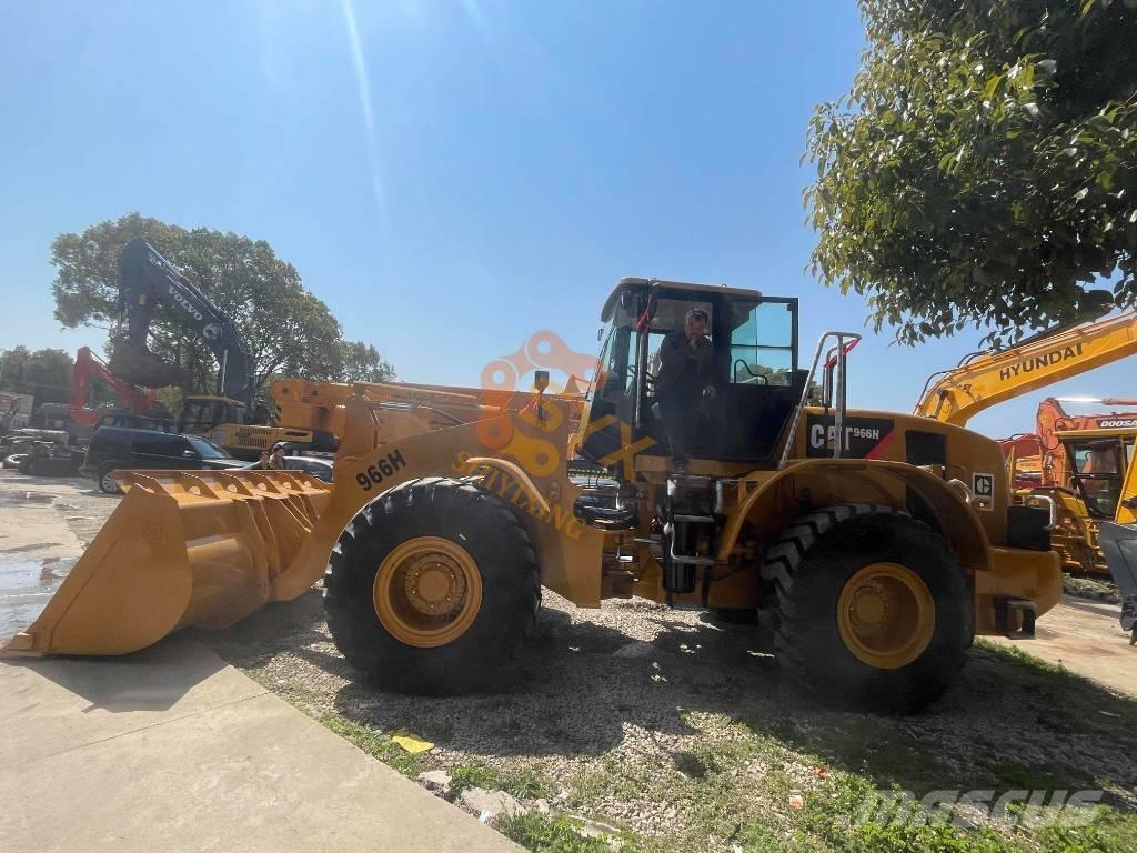 CAT 950 H Gumikerekes homlokrakodók