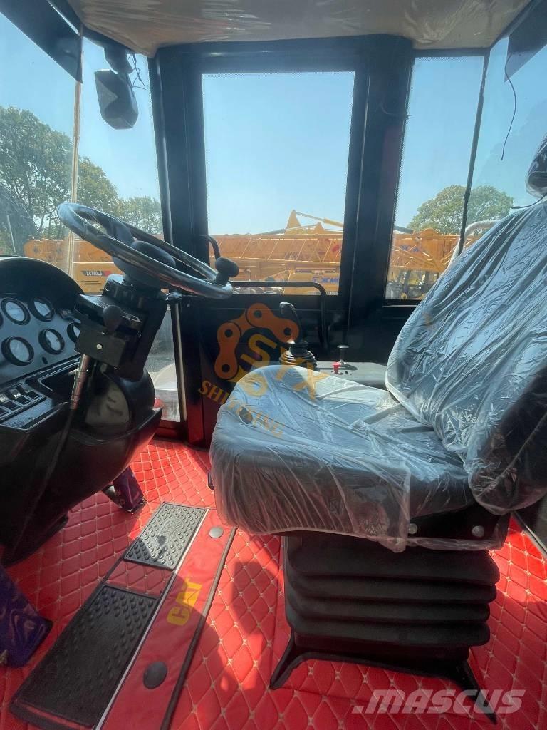 CAT 950 H Gumikerekes homlokrakodók