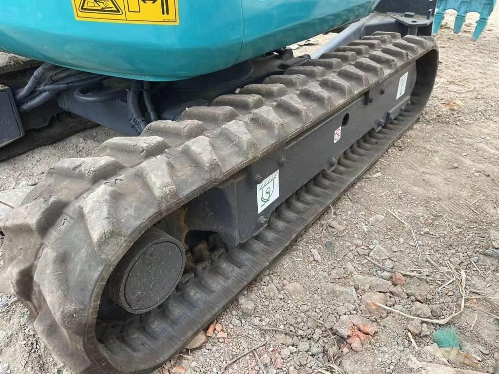 Kubota U15 Mini kotrók < 7t