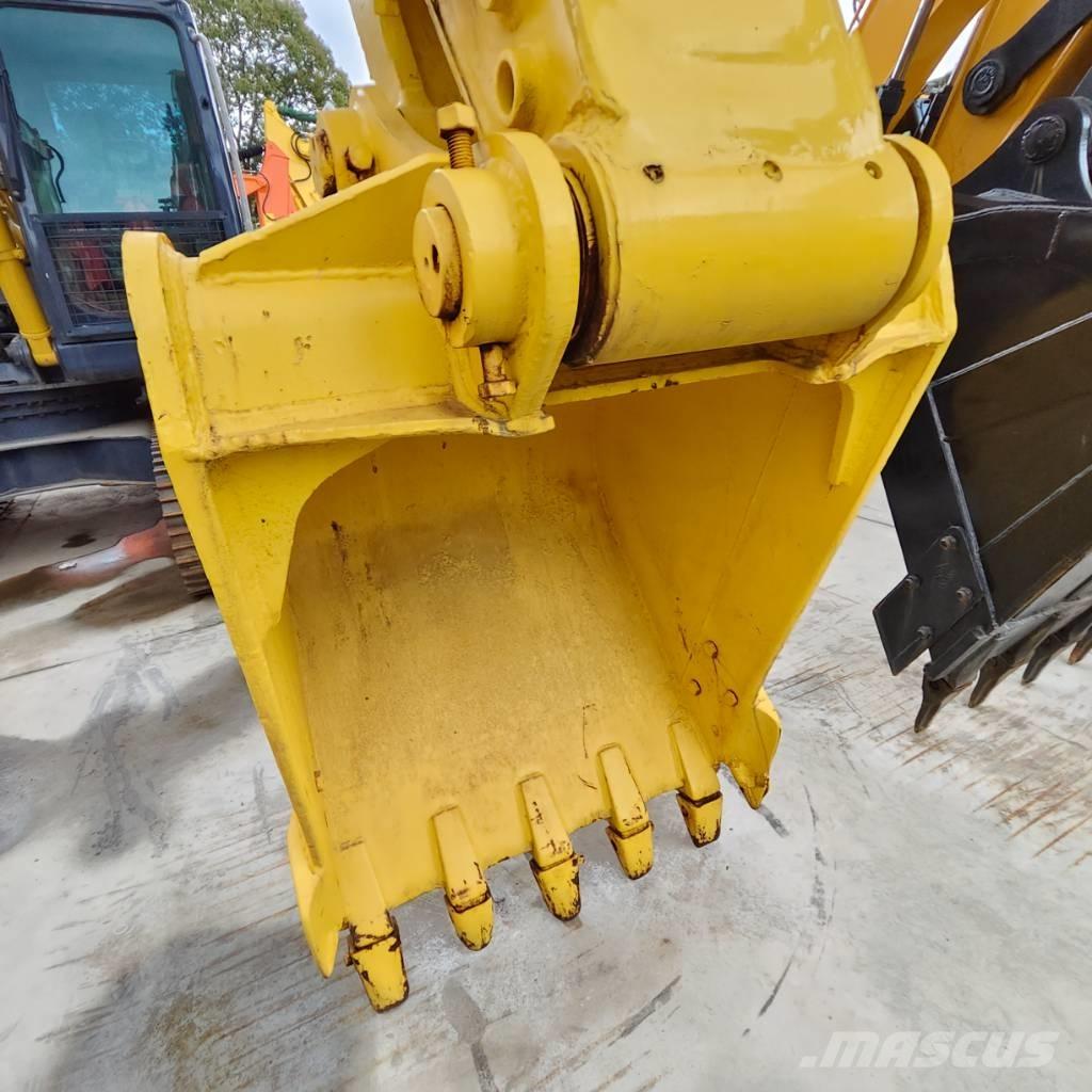 Komatsu PC 200-7 Lánctalpas kotrók