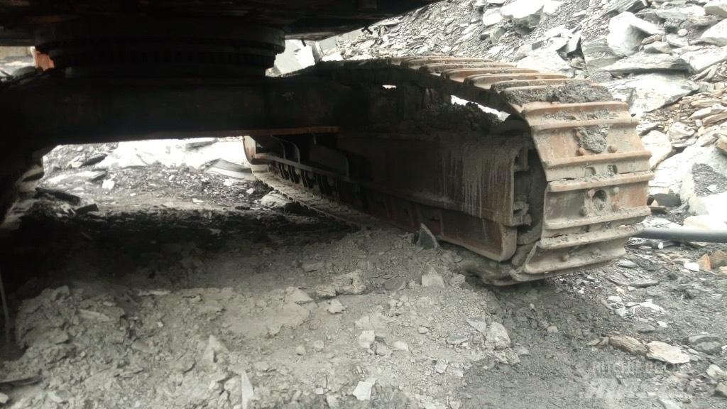 CAT 352 F Lánctalpas kotrók