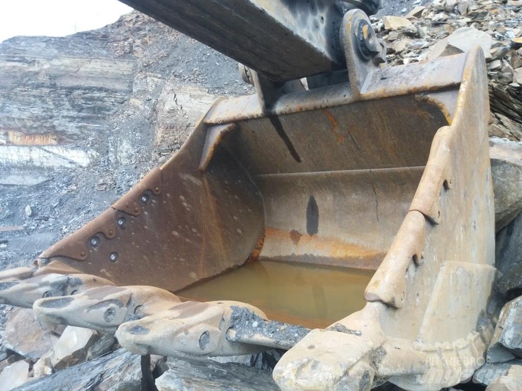CAT 352 F Lánctalpas kotrók