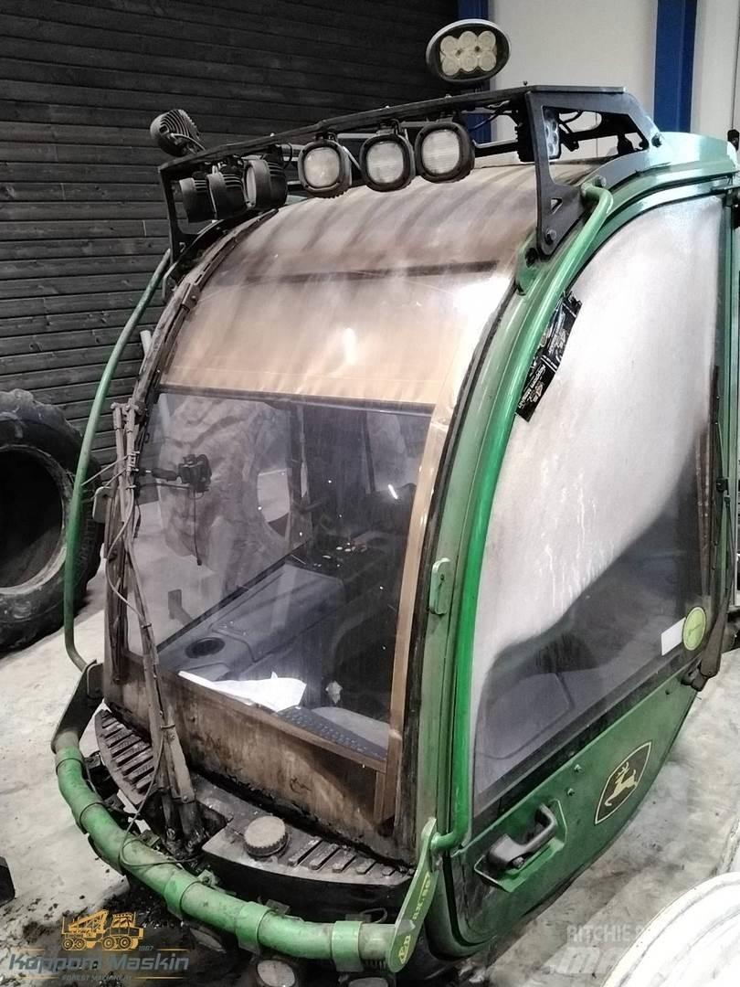 John Deere 1470g Vezetőfülke és belső tartozékok