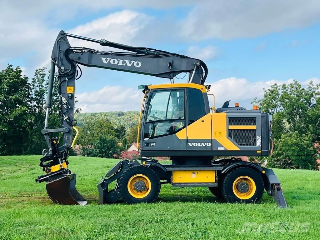 Volvo EW 160 E Gumikerekes kotrók