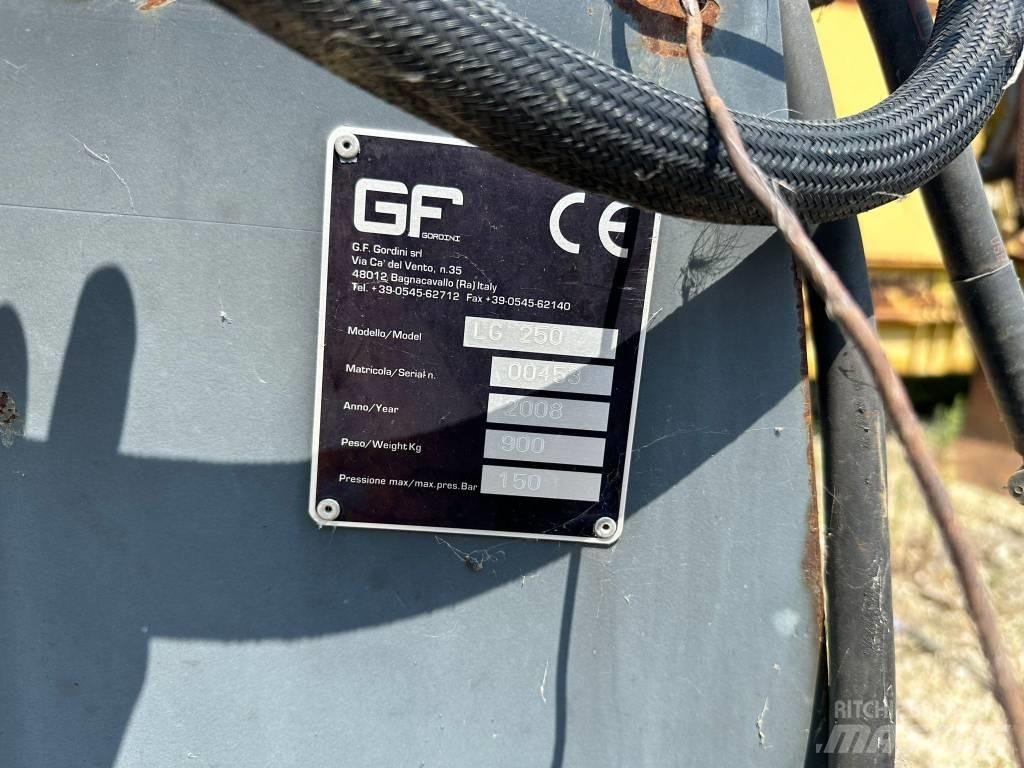 GF Gordoni LG250 Gréderek