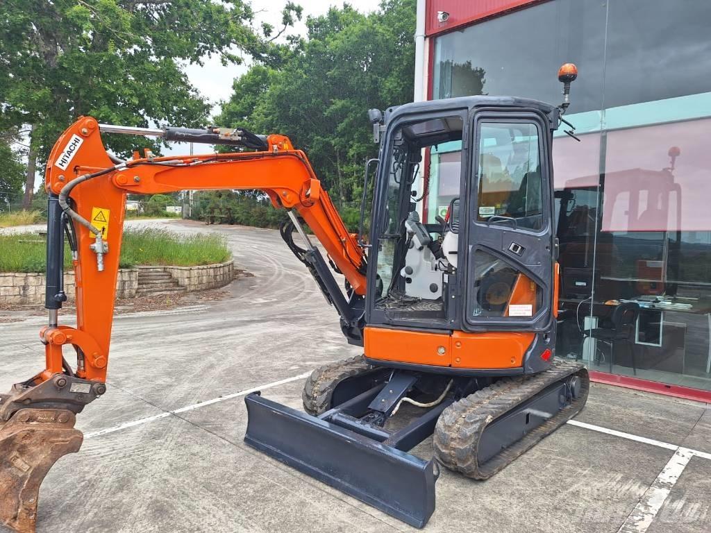Hitachi ZX33-5A Mini kotrók < 7t