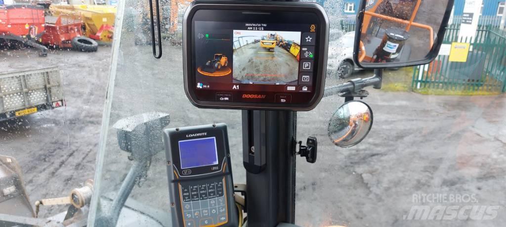 Doosan DL420-7 Gumikerekes homlokrakodók