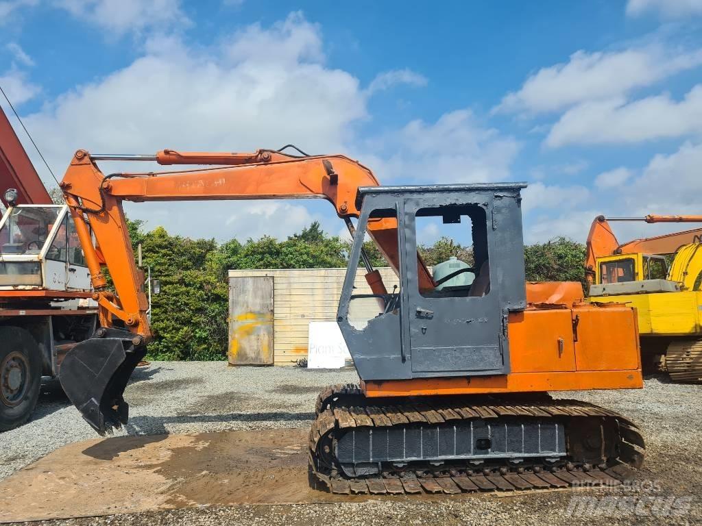 Hitachi UH 02 Mini kotrók < 7t