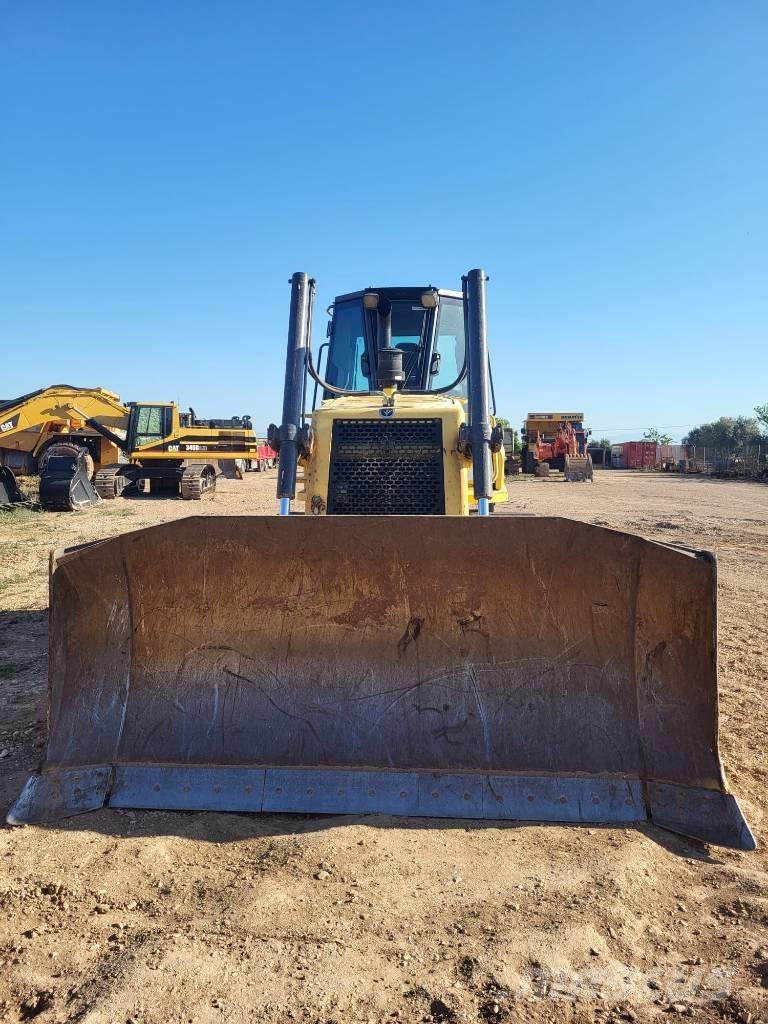 New Holland D 180 lánctalpas dózerek
