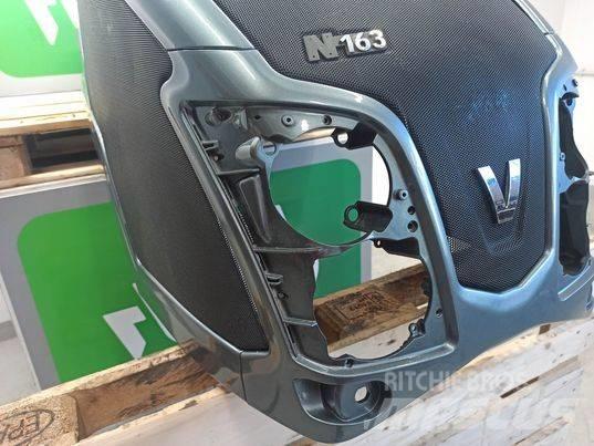 Valtra N 163 hood Vezetőfülke és belső tartozékok
