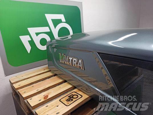 Valtra N 163 hood Vezetőfülke és belső tartozékok