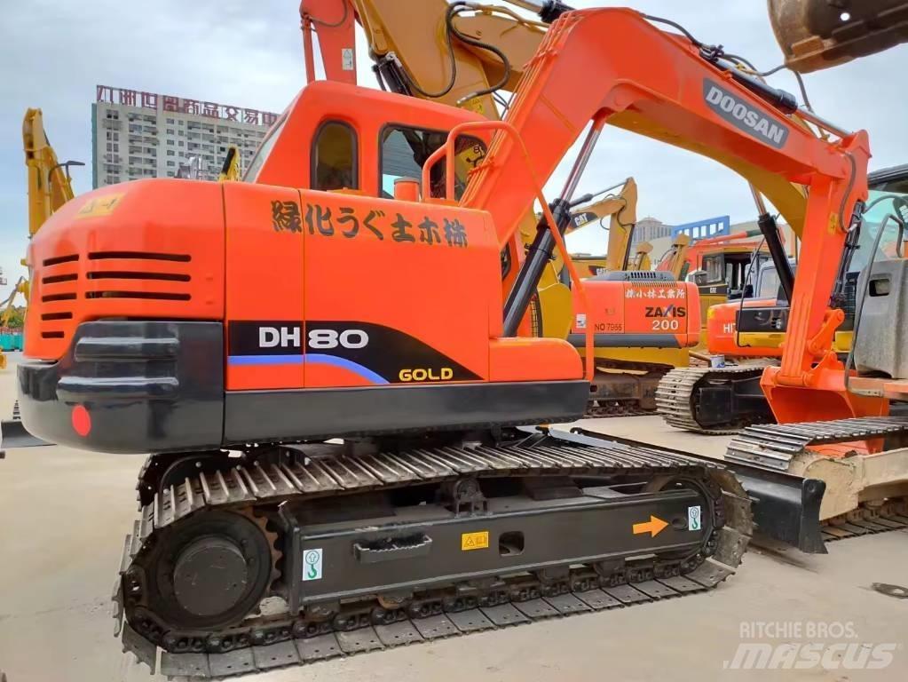 Doosan DH 80 Közepes (midi) kotrók 7 t - 12 t