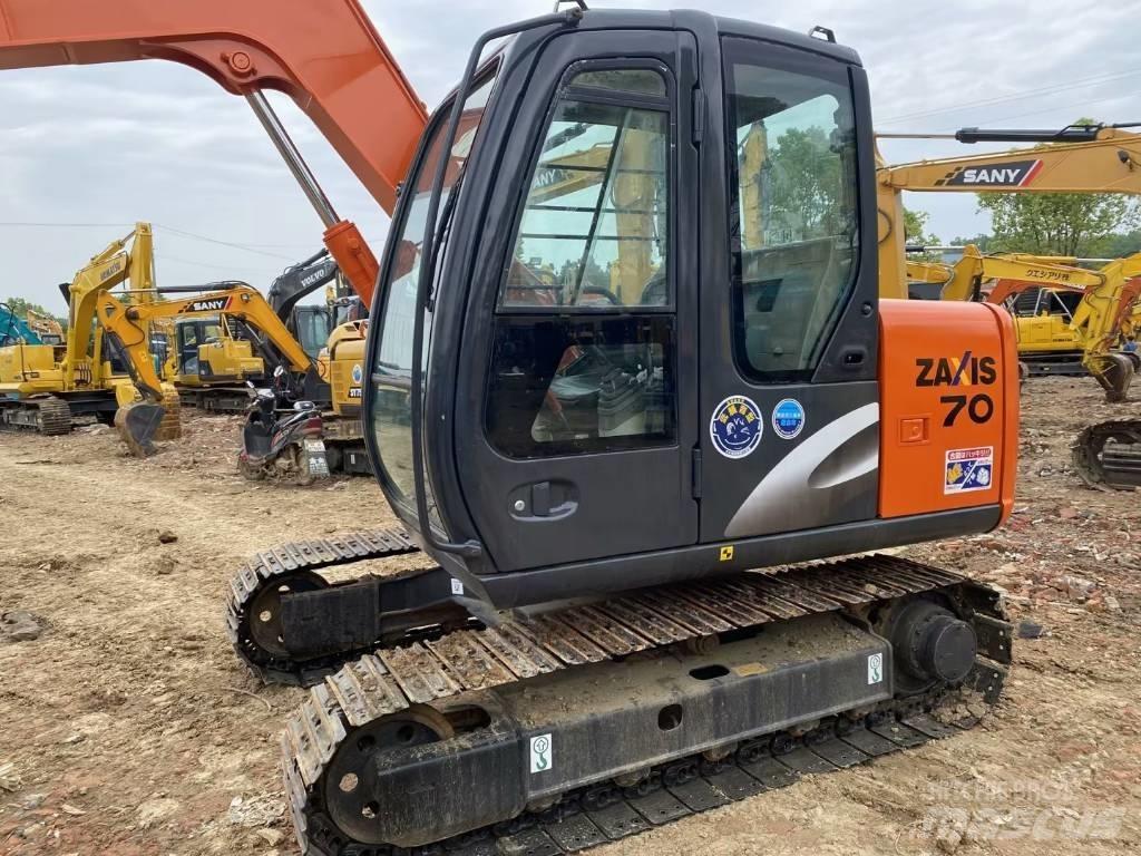 Hitachi ZX 70 Lánctalpas kotrók