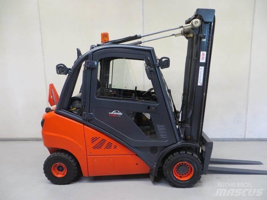 Linde H25T Gázüzemű targoncák
