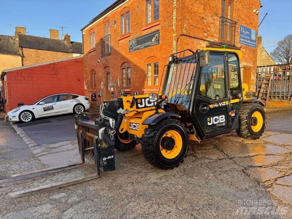 JCB 525-60 Teleszkópos rakodók