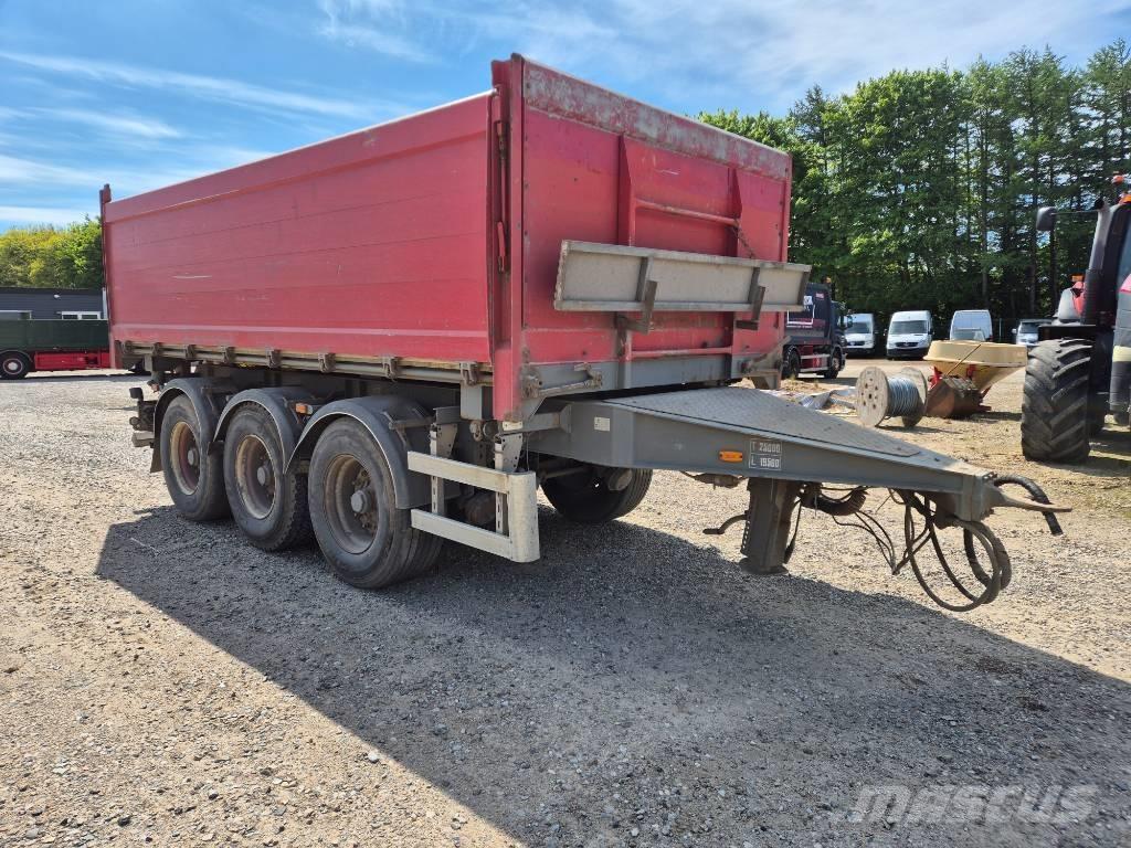 Nopa 3 axle tipper Billenő pótkocsik