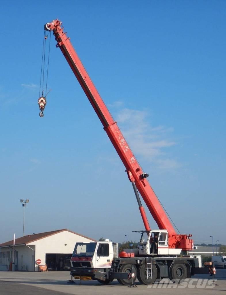 Grove GMK 3050 Terepdaruk