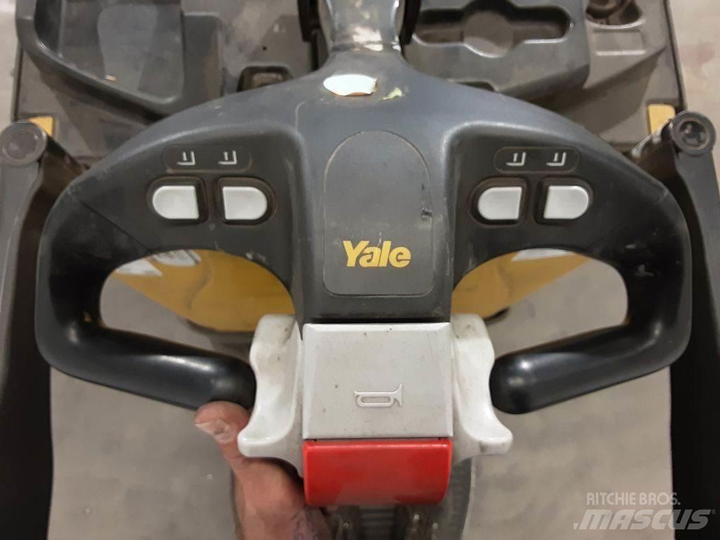 Yale MP20X Vezetőállásos alacsony emelőkocsi