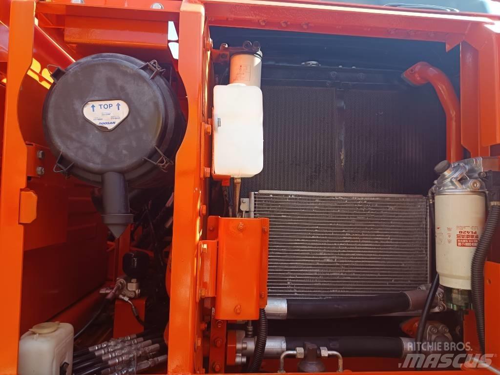 Doosan DX150 LC Lánctalpas kotrók