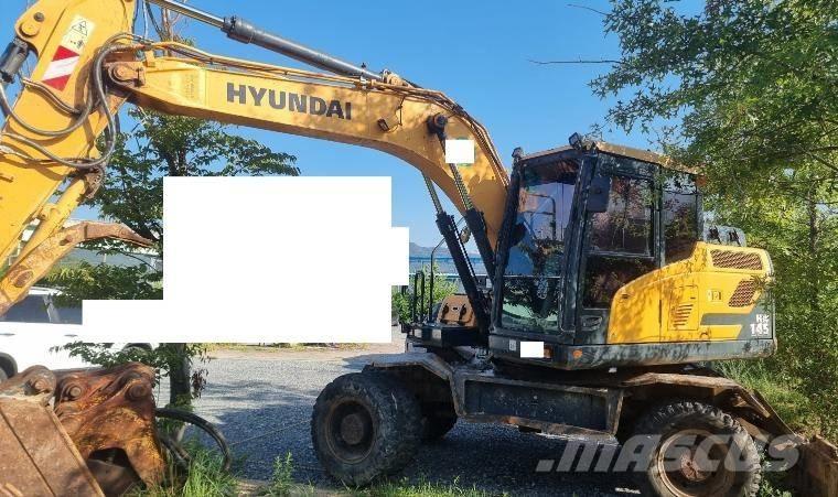 Hyundai HW145 Gumikerekes kotrók
