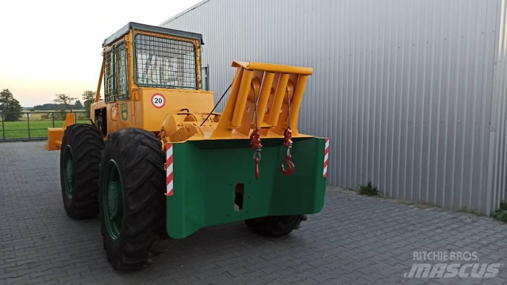 LKT 81 TURBO Vonszolók