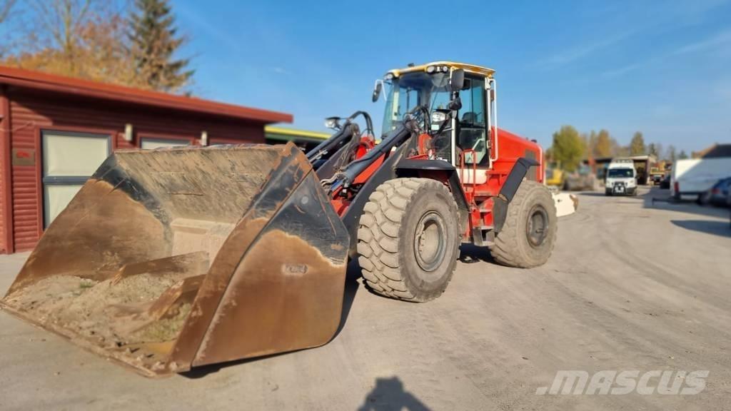 JCB 457 HT Gumikerekes homlokrakodók