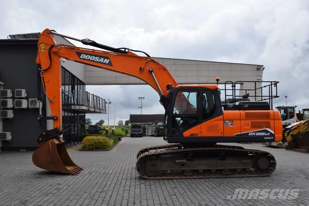 Doosan DX 225 LC Lánctalpas kotrók