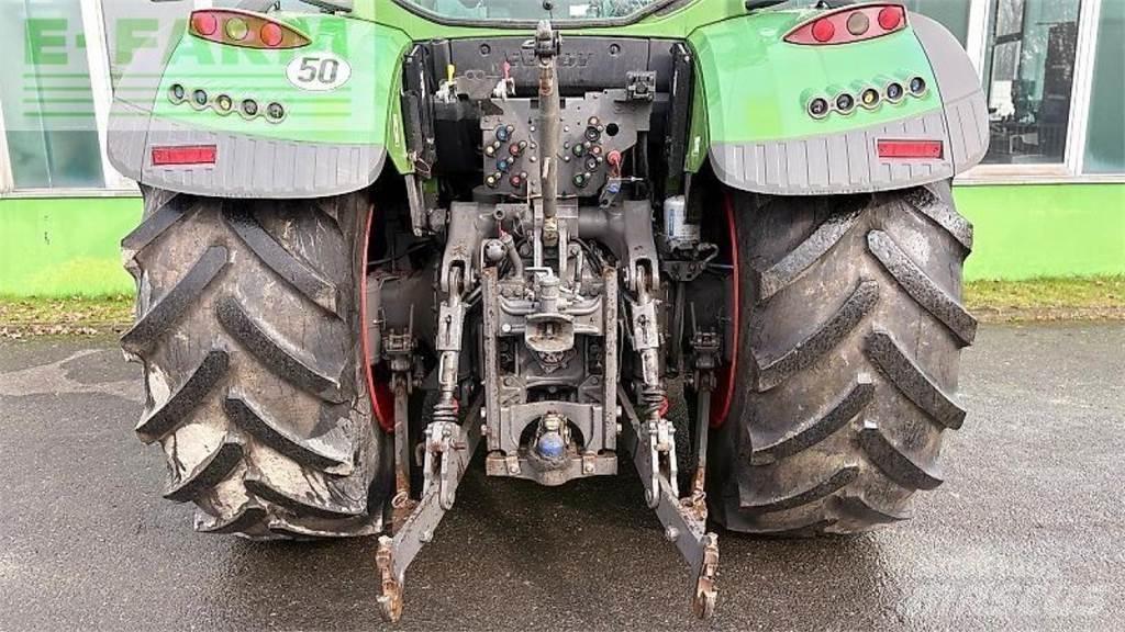 Fendt 724 vario s4 Traktorok