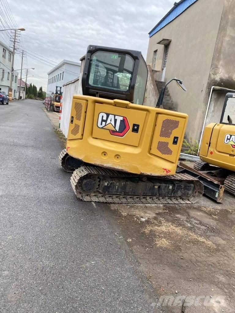 CAT 306 Mini kotrók < 7t