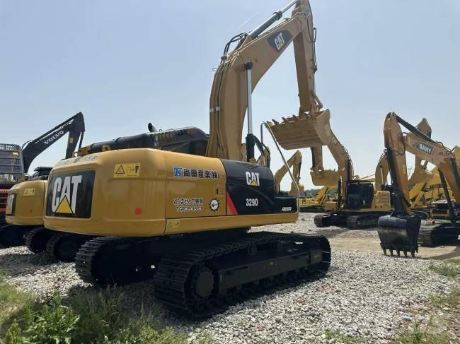 CAT 329 D Lánctalpas kotrók