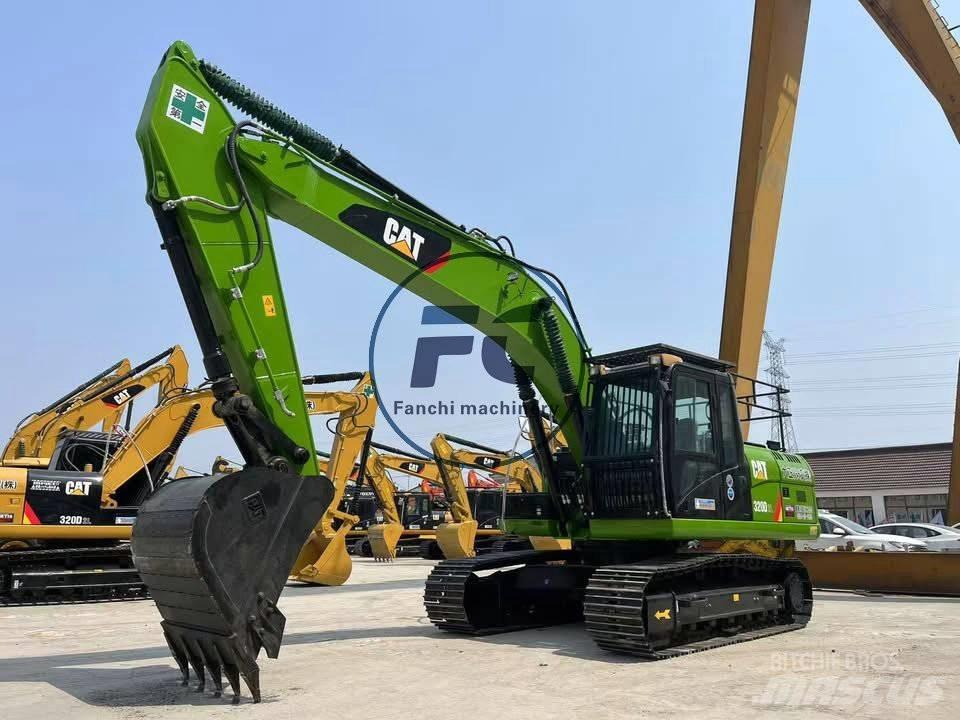 CAT 320 D 2 Lánctalpas kotrók