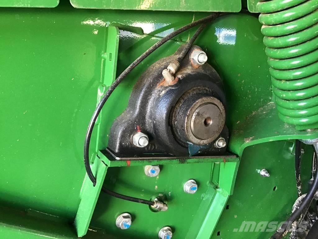 John Deere V461M Körbálázók