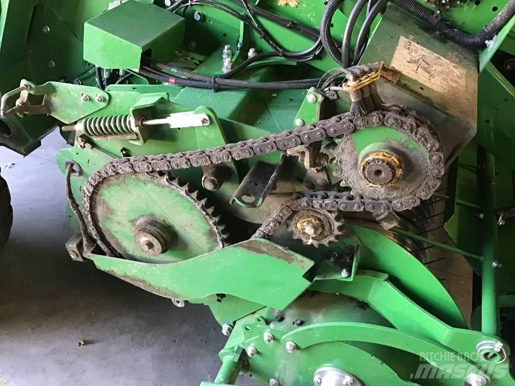 John Deere V461M Körbálázók
