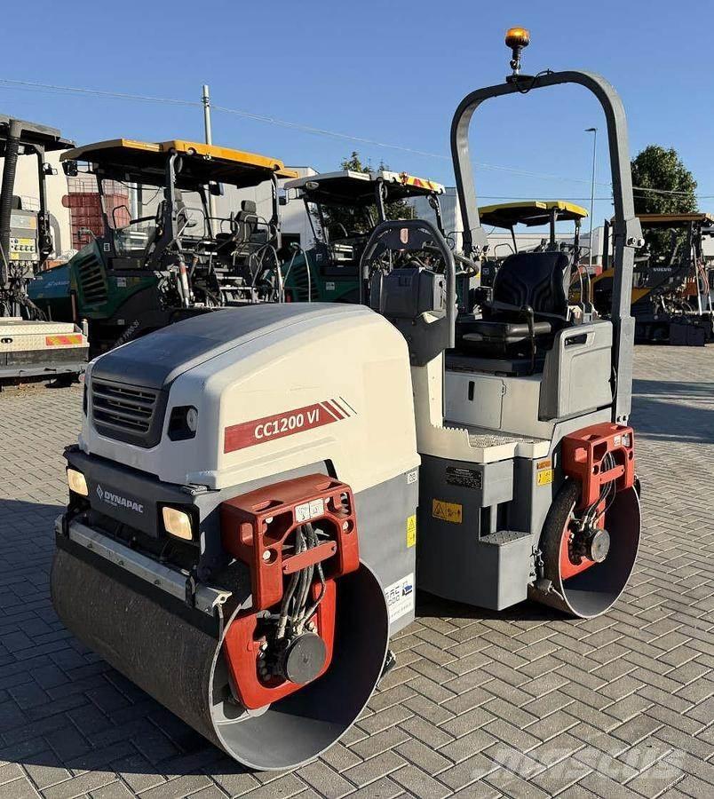 Dynapac CC 1200 VI Ikerdobos hengerek