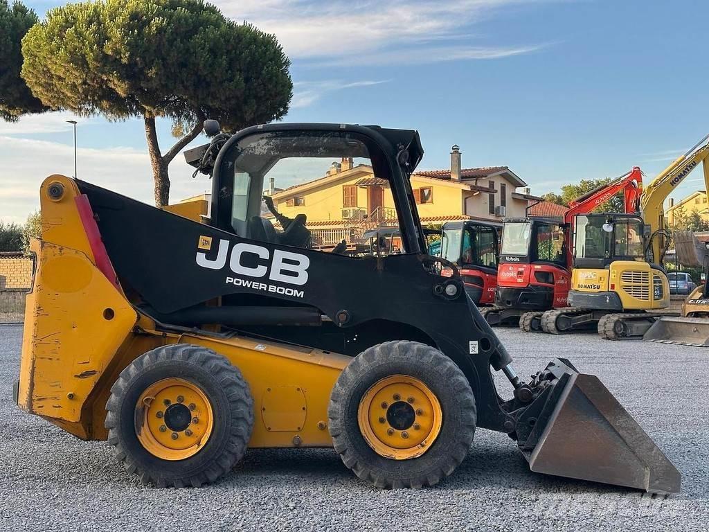 JCB 225 Mini homlokrakodók