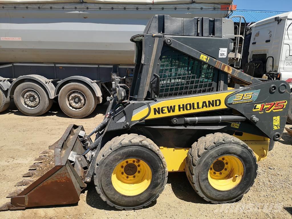 New Holland L 175 Kompaktrakodók