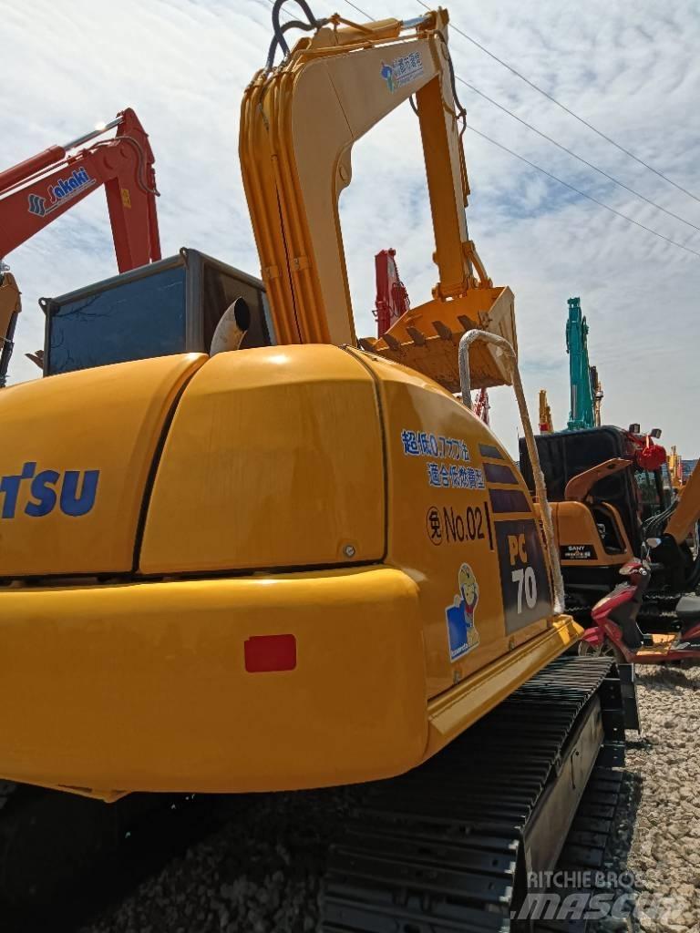 Komatsu PC 70 Lánctalpas kotrók