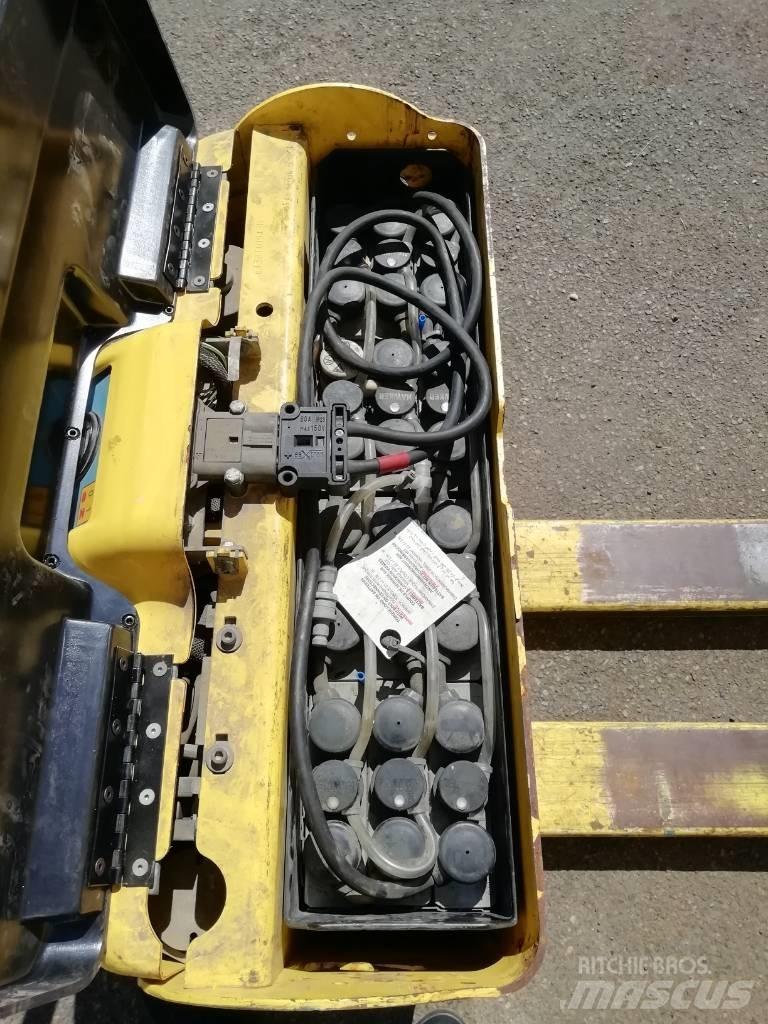 Hyster P2.0 Alacsony emelőkocsi