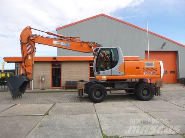 Fiat-Kobelco E215W Gumikerekes kotrók