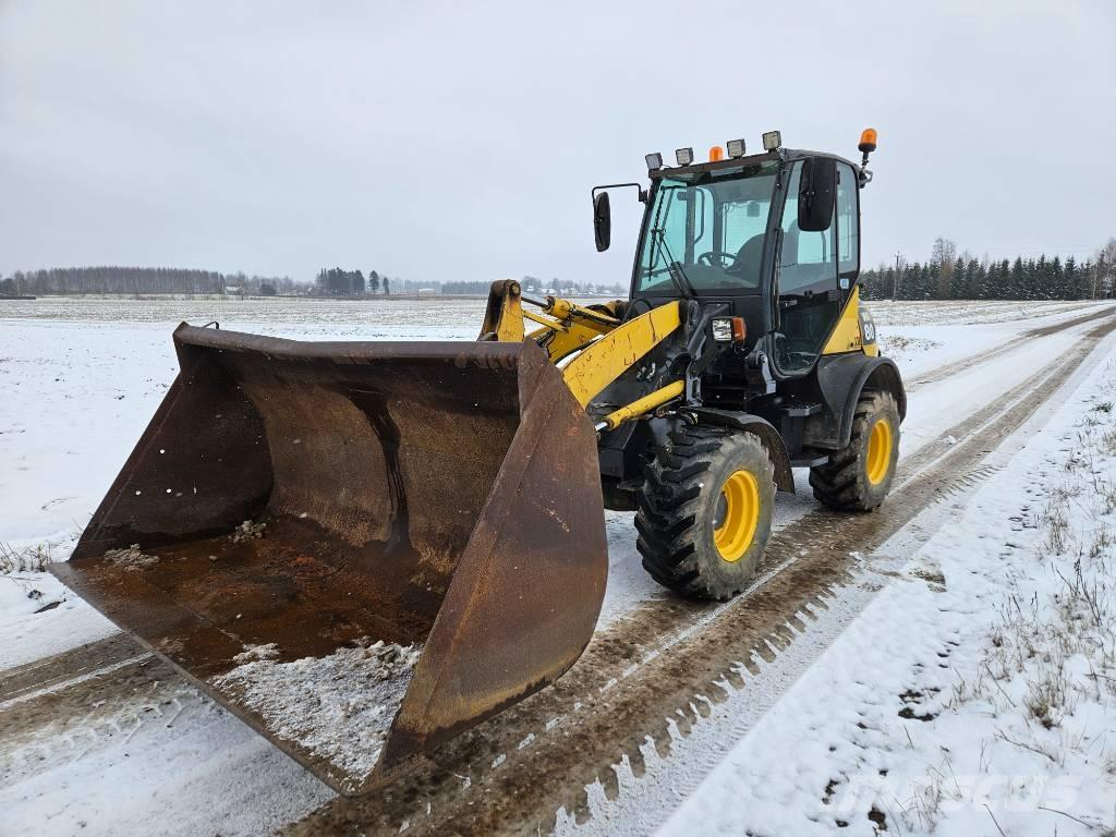 Komatsu WA80-6 Gumikerekes homlokrakodók