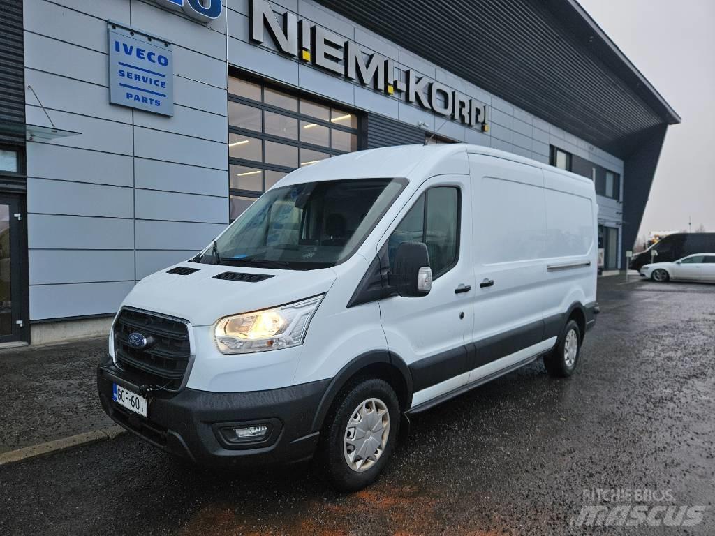 Ford Transit Transporterek