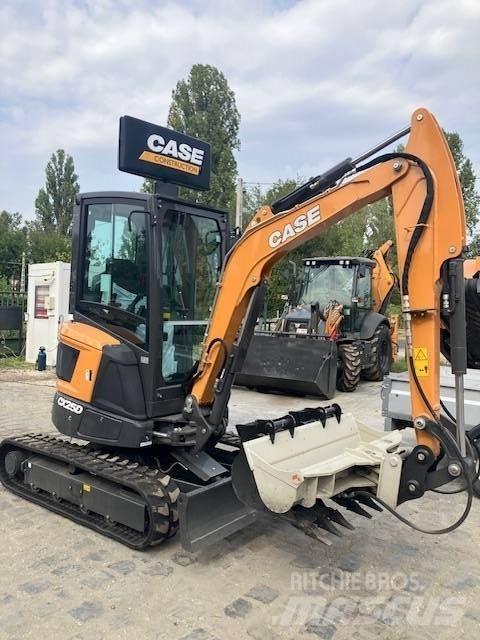 CASE CX 25 D Mini kotrók < 7t
