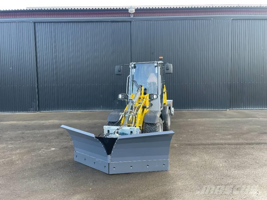 Wacker Neuson WL 28 Gumikerekes homlokrakodók