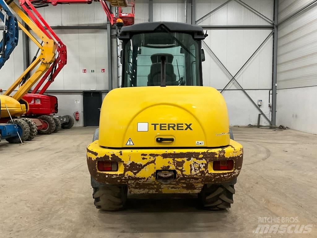 Terex TL 100 Gumikerekes homlokrakodók