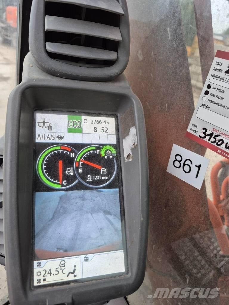 Hitachi ZX 135 Lánctalpas kotrók