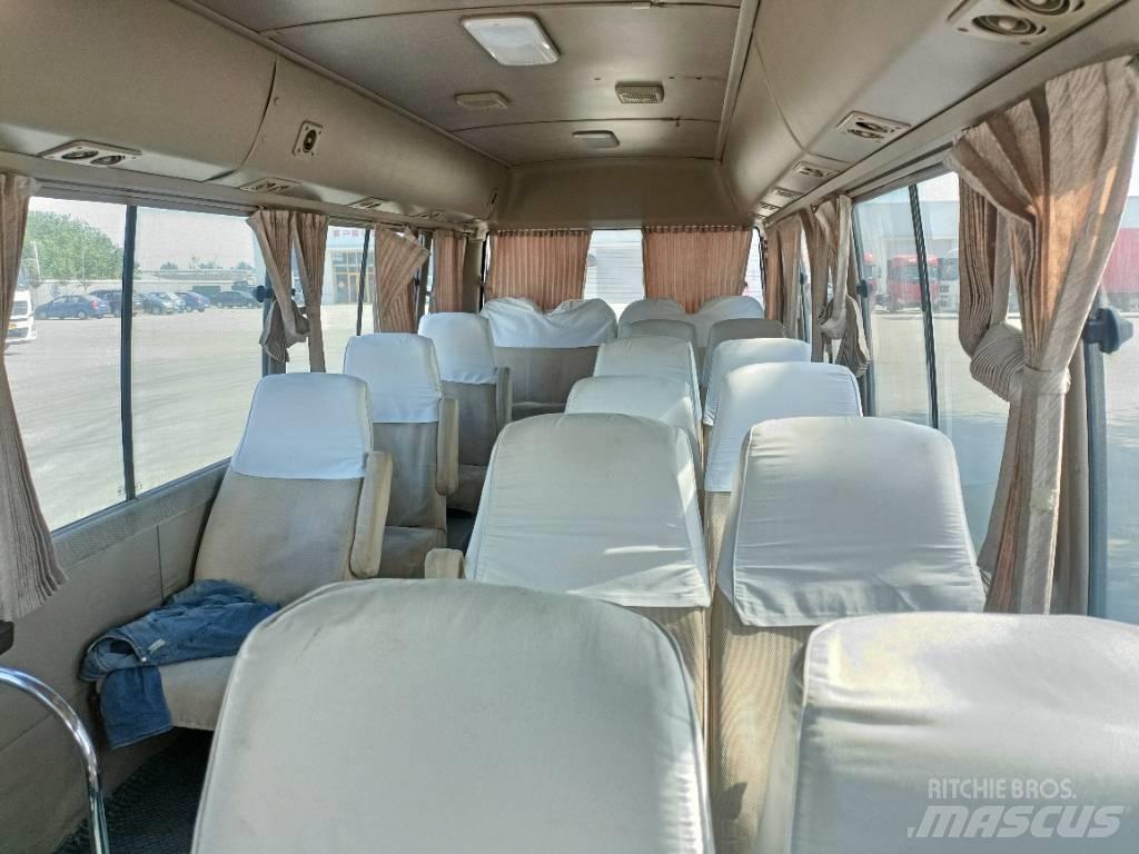 Toyota Coaster Bus Mini buszok