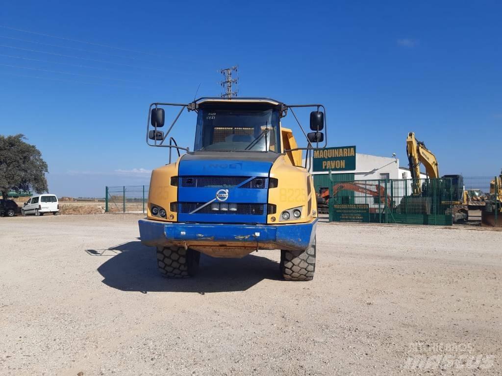 Volvo A 25 F Csuklósdömperek